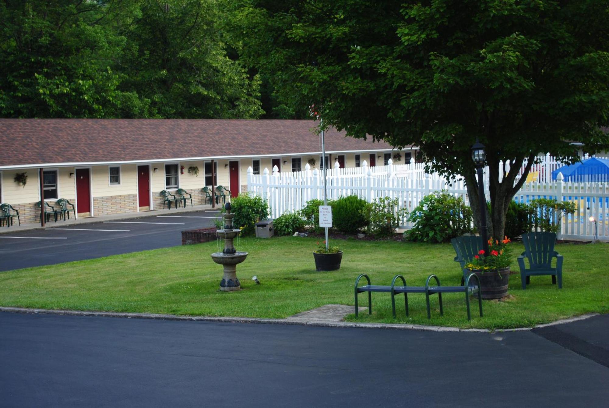 Fran Cove Motel Lake George Exterior foto